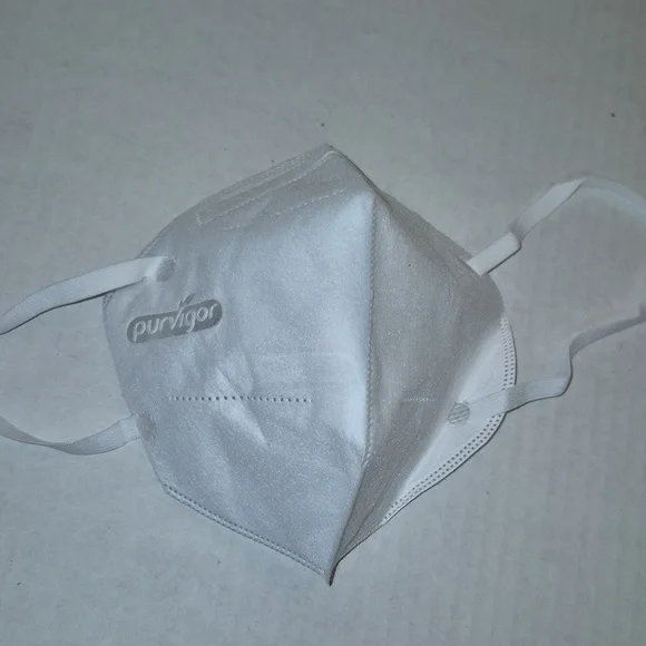 KN95 60 Face Masks  Individually Wrapped, 5 Layer Protection White KN95 - Picture 4 of 4